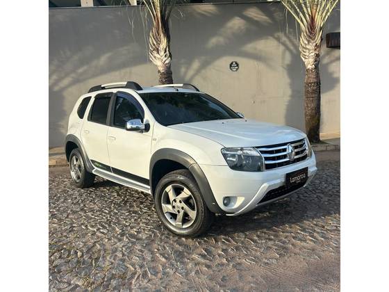 RENAULT DUSTER 1.6 DYNAMIQUE 4X2 16V FLEX 4P MANUAL RENAULT DUSTER 1.6 DYNAMIQUE 4X2 16V FLEX 4P MANUAL